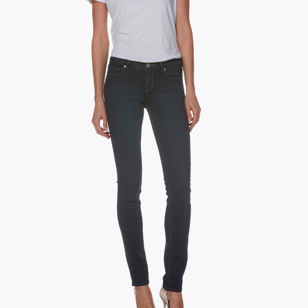 PAIGE SKYLINE SKINNY! Size 29!